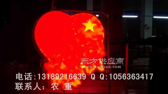 你怎么看待在朋友圈秀恩爱的行为？